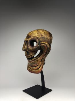 ПРОДАНА Маска Читипати («Владыка кладбищ») или бардо (Bar do) в виде человеческого черепа. Народность Кхас
