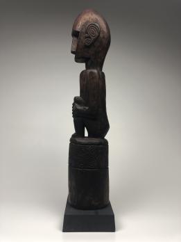 Статуя народа Атони