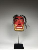 Антропоморфная полихромная маска шамана (современная работа) в стиле индейцев тлинкитов северо-западного побережья Америки_0