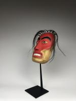 Антропоморфная полихромная маска шамана (современная работа) в стиле индейцев тлинкитов северо-западного побережья Америки_1