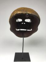 Маска Читипати («Владыка кладбищ») или бардо (Bar do) в виде человеческого черепа, Народность Кхас_3
