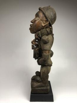 Статуя-фетиш нкиси народа Йомбе