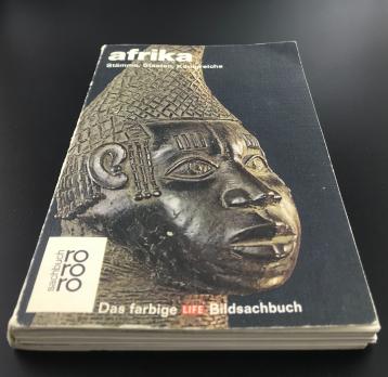 Книга «Afrika. Stämme, Staaten, Königreiche»