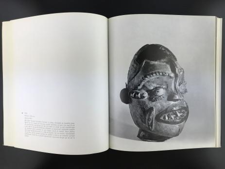 Каталог выставки «Arts Connus et Arts Meconnus De L'Afrique Noire/Collection Paul Tishman»