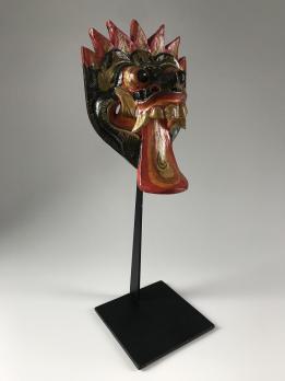 Сувенирная маска Рангды